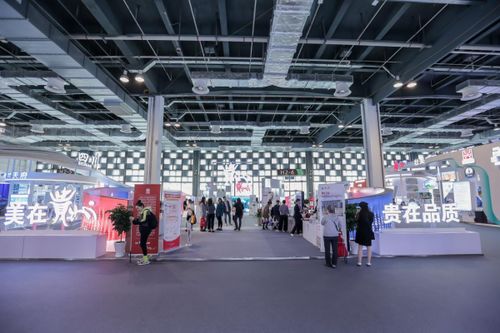 茅臺集團(tuán)亮相中國品牌發(fā)展國際論壇，以“一盤棋”姿態(tài)展家族風(fēng)采